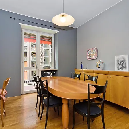 Family Apartment *